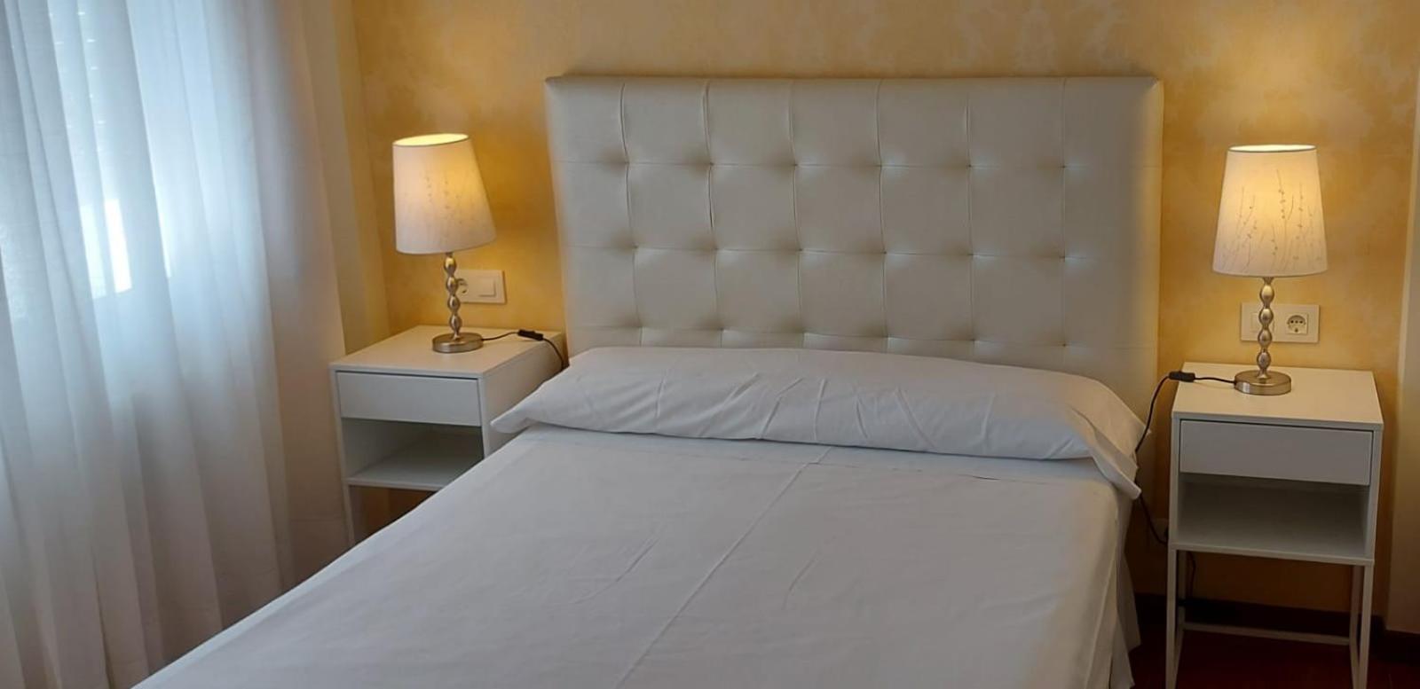 Apartamentos Turisticos Arosa Ogrove オ・グローベ エクステリア 写真