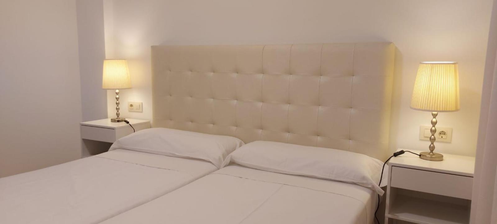 Apartamentos Turisticos Arosa Ogrove オ・グローベ エクステリア 写真