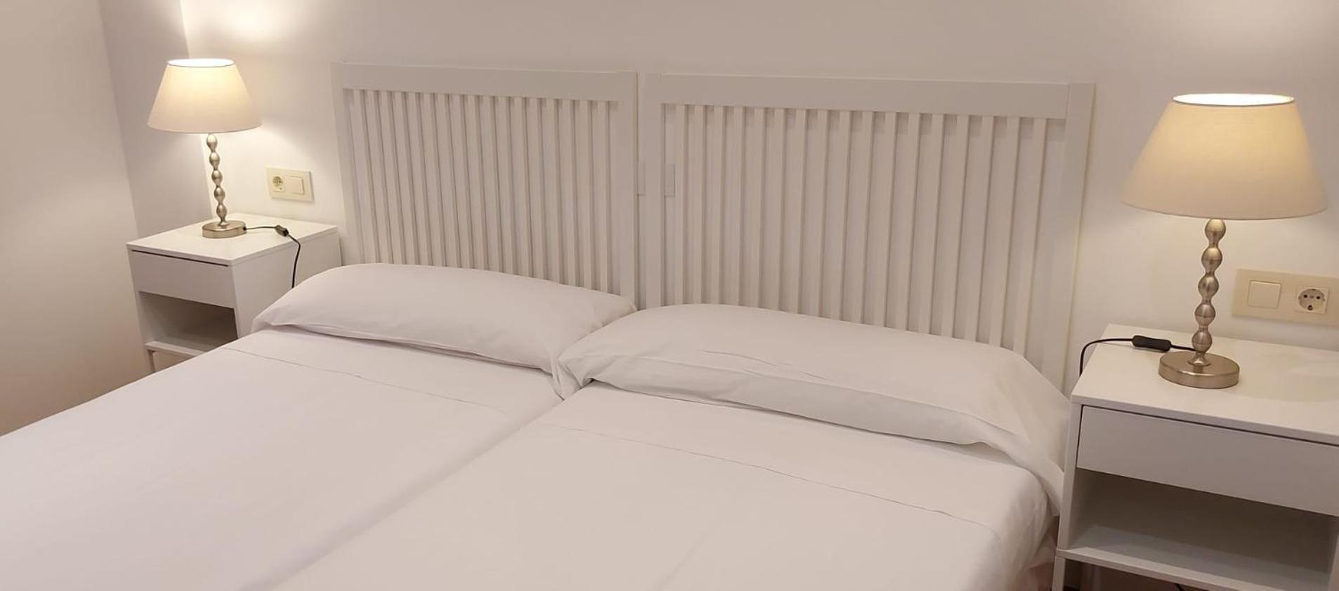 Apartamentos Turisticos Arosa Ogrove オ・グローベ エクステリア 写真